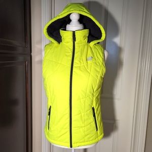 Newbalance women's Vest with hoodie